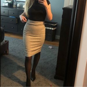 ❤️ SOLD ❤️ Express Skirt